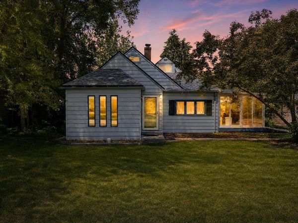 614 16th PLACE, Kenosha, WI 53140