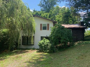 60 Grover Whitehead Road, Whitley City, KY 42653
