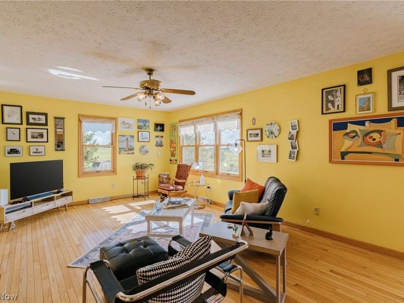 5174 Oakhill Street, Louisville, OH 44641 Photo 10