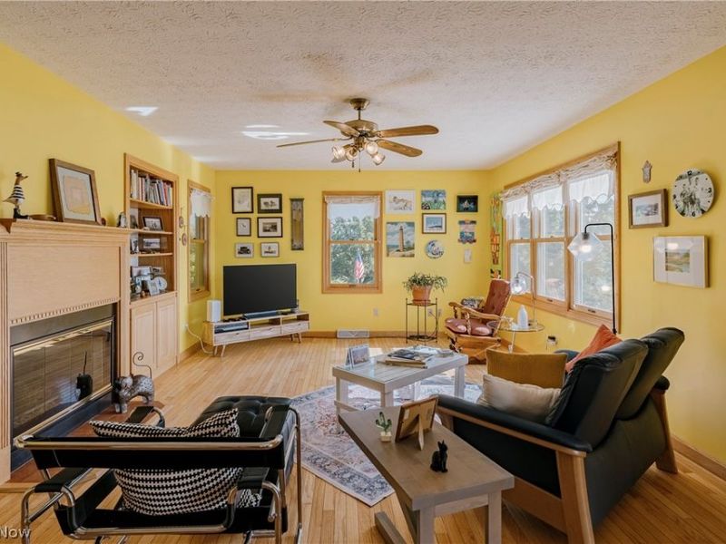 5174 Oakhill Street, Louisville, OH 44641 Photo 11