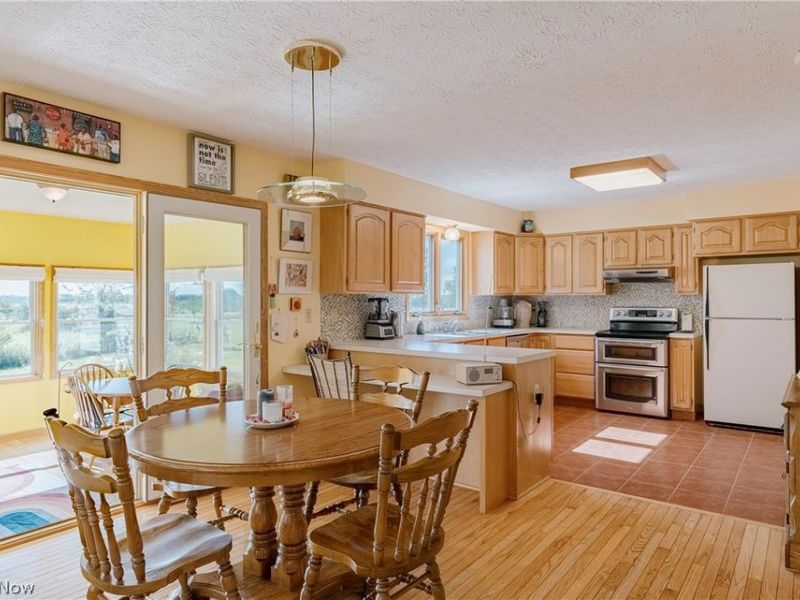 5174 Oakhill Street, Louisville, OH 44641 Photo 14