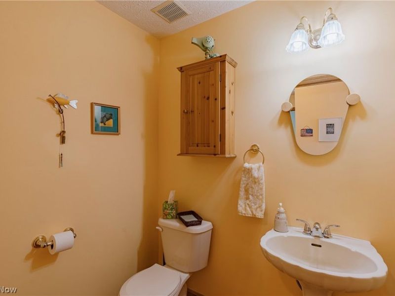 5174 Oakhill Street, Louisville, OH 44641 Photo 20