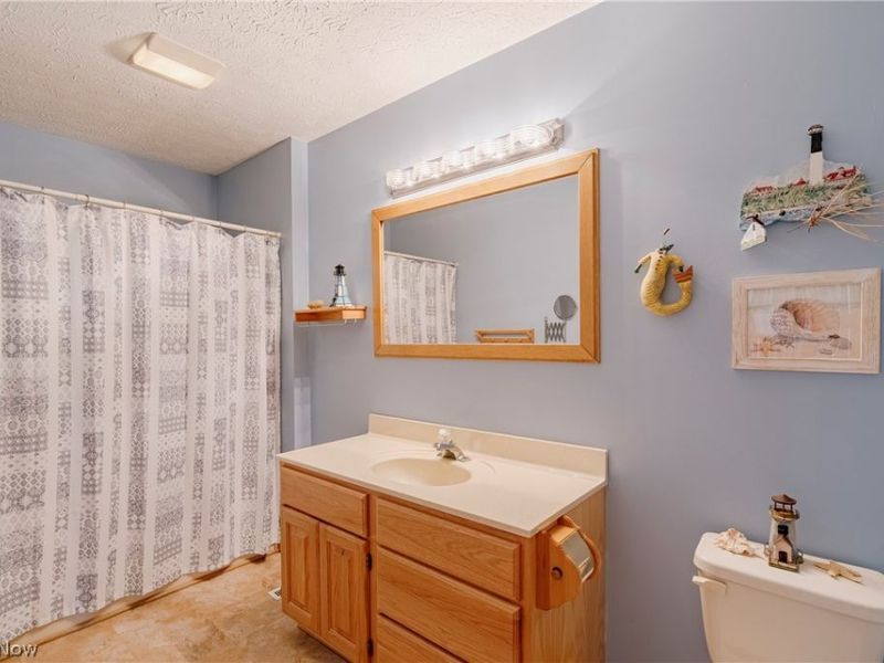 5174 Oakhill Street, Louisville, OH 44641 Photo 31