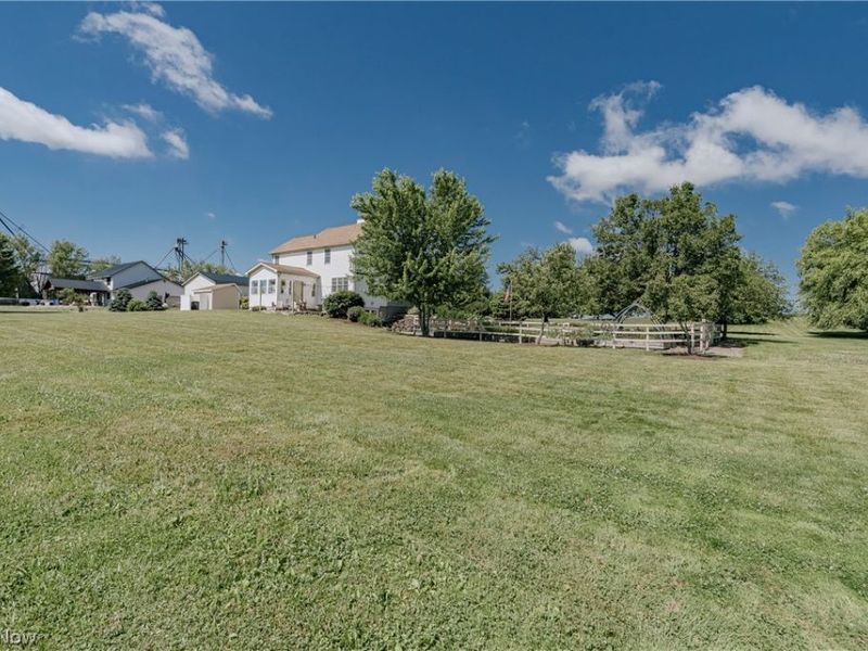 5174 Oakhill Street, Louisville, OH 44641 Photo 39