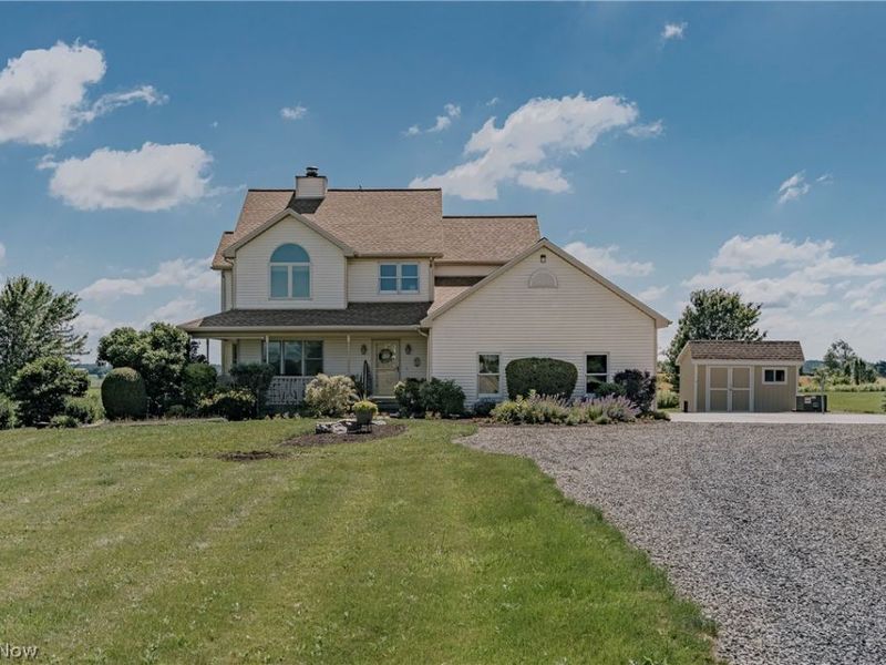 5174 Oakhill Street, Louisville, OH 44641 Photo 5