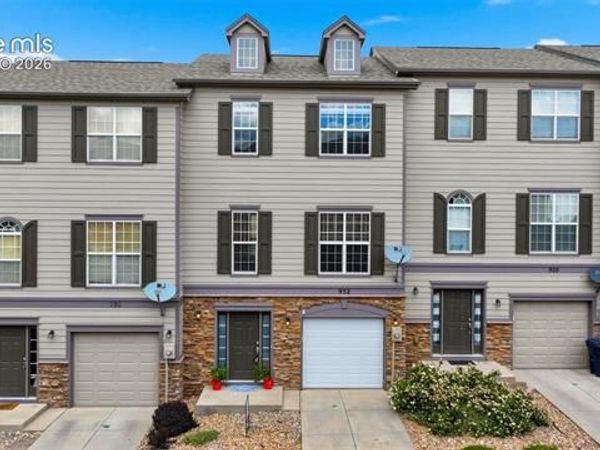 932 Burning Bush Point, Monument, CO 80132
