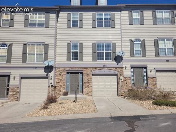 932 Burning Bush Point, Monument, CO 80132