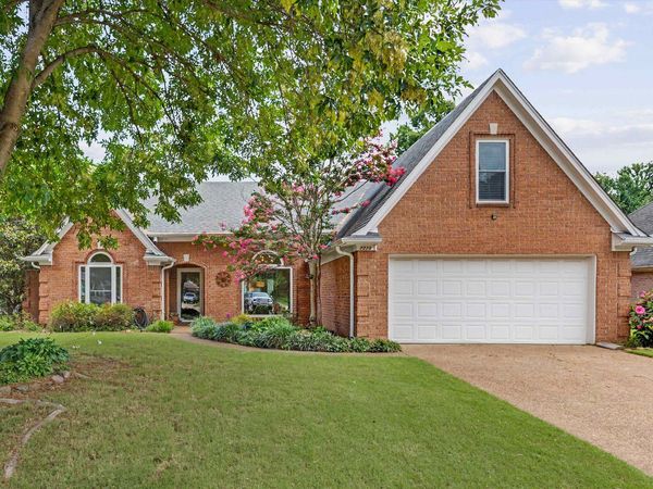 7228 SHADY OAKS DR, Bartlett, TN 38133