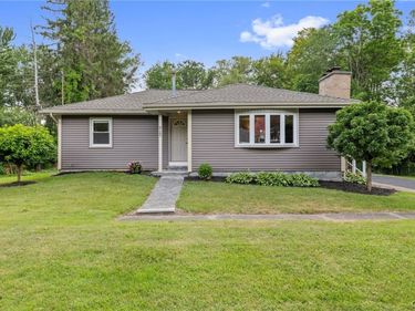8187 Sixty Road, Baldwinsville, NY 13027