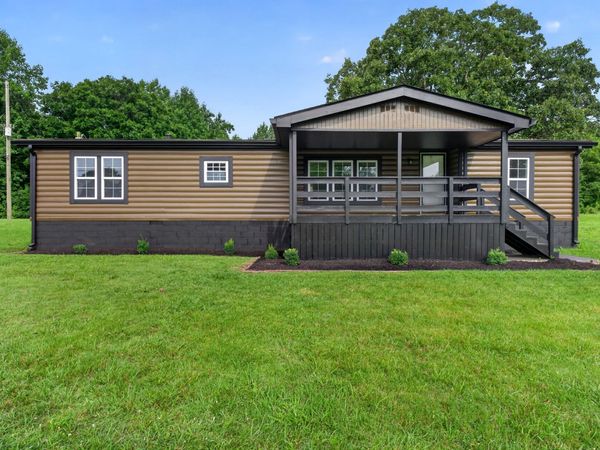 638 Manustown Rd , Woodbury, TN 37190