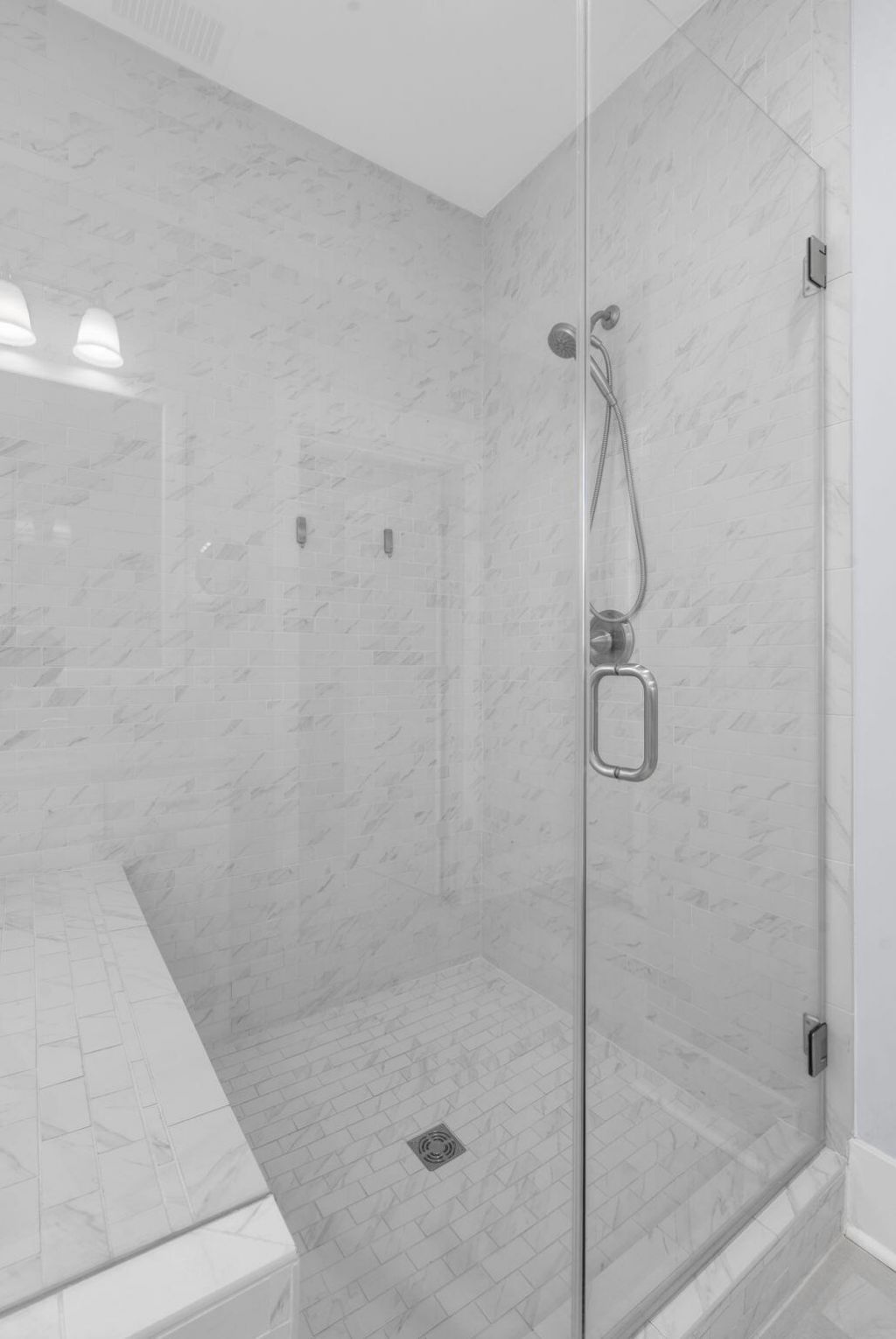 1372 Founders Way Photo 32