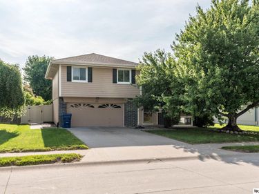 8111 S 152nd Street, Omaha, NE 68138