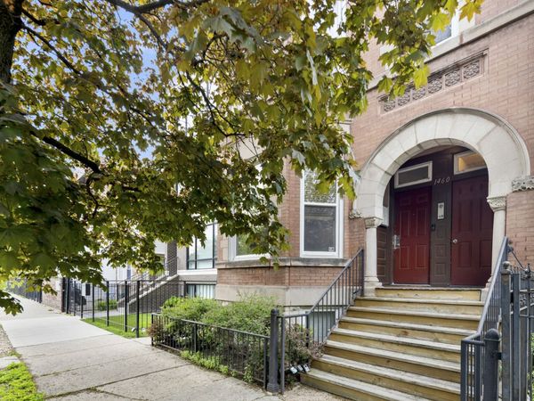 1460 W Ohio Street , Unit 2F, Chicago, IL 60642