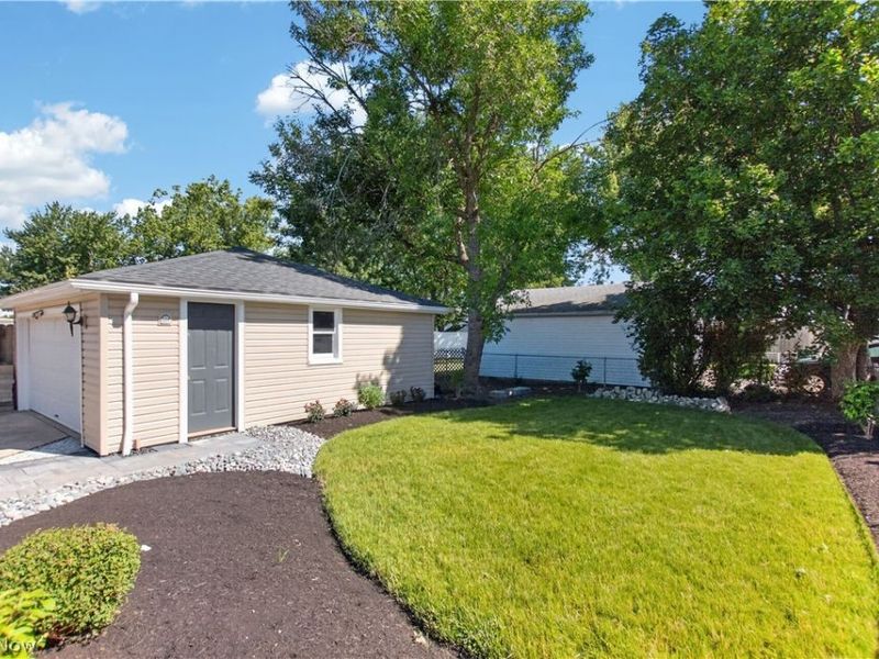 15916 Meigs Boulevard, Brook Park, OH 44142 Photo 41