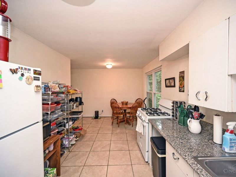 2881 Marshall Avenue, Cincinnati, OH 45225 Photo 19