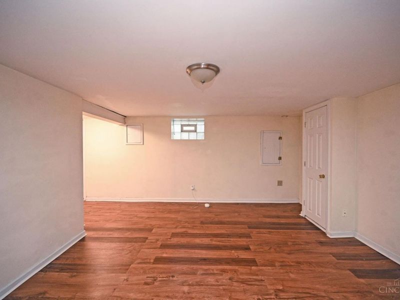 2881 Marshall Avenue, Cincinnati, OH 45225 Photo 35