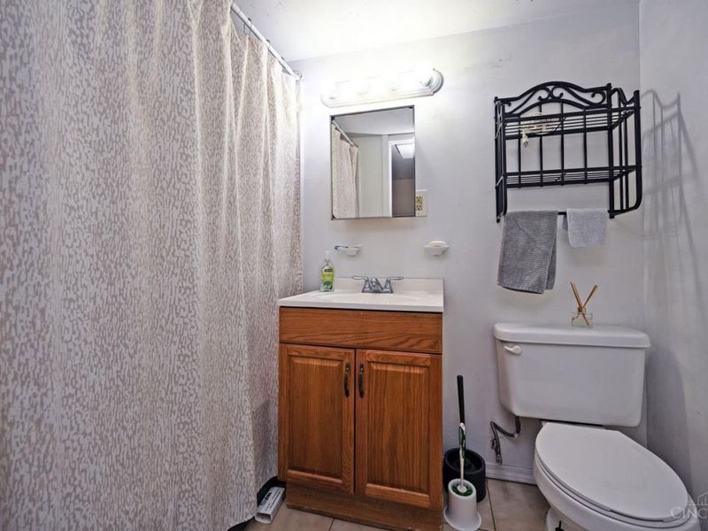 2881 Marshall Avenue, Cincinnati, OH 45225 Photo 41