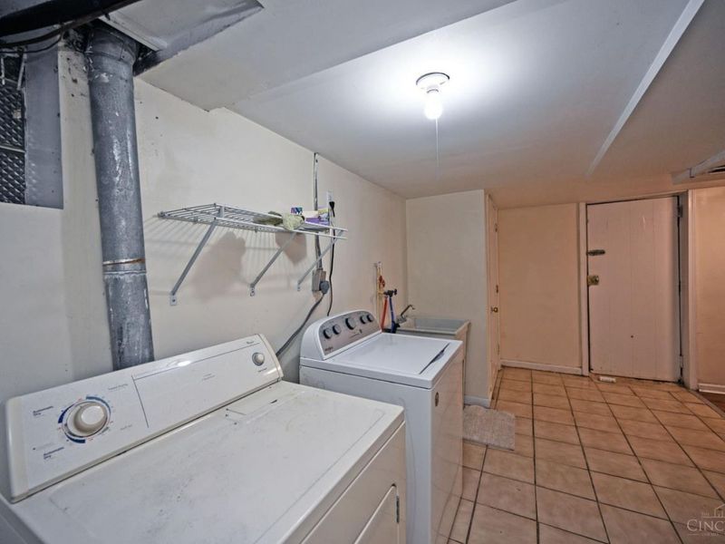 2881 Marshall Avenue, Cincinnati, OH 45225 Photo 46