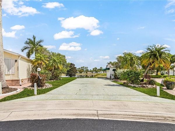 3066 Waterview PT , NAPLES, FL 34120