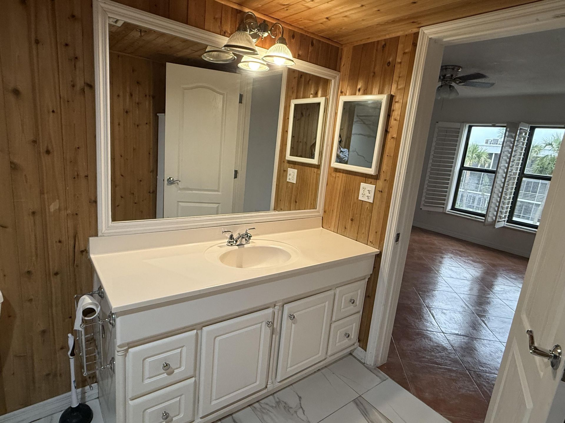 896 N Federal Highway, Unit 325, Lantana, FL 33462 Photo