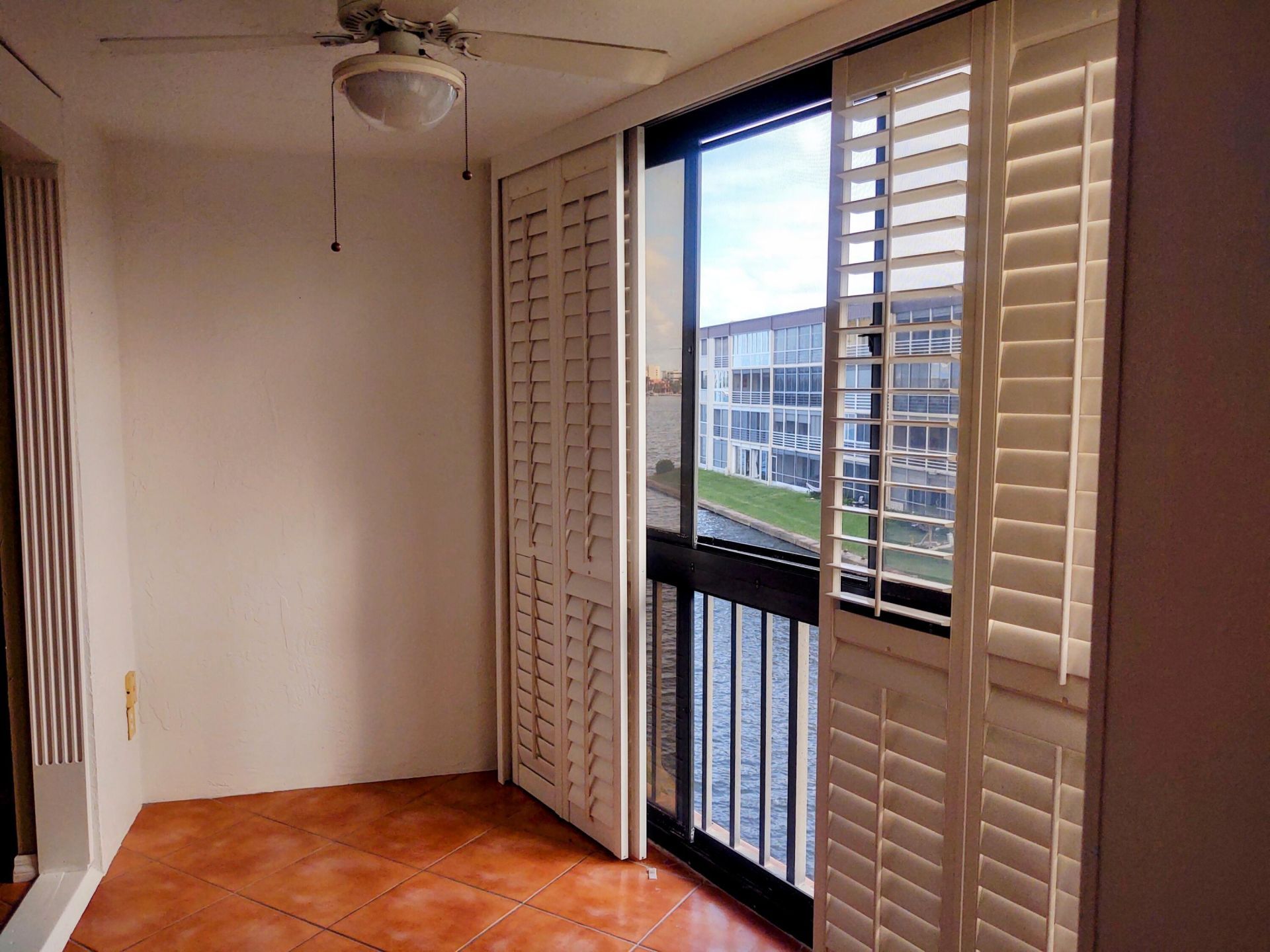 896 N Federal Highway, Unit 325, Lantana, FL 33462 Photo