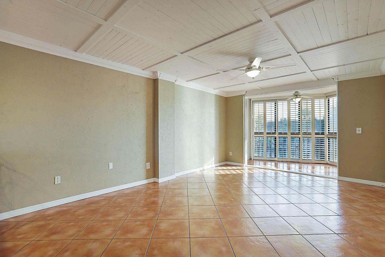 896 N Federal Highway, Unit 325, Lantana, FL 33462 Photo