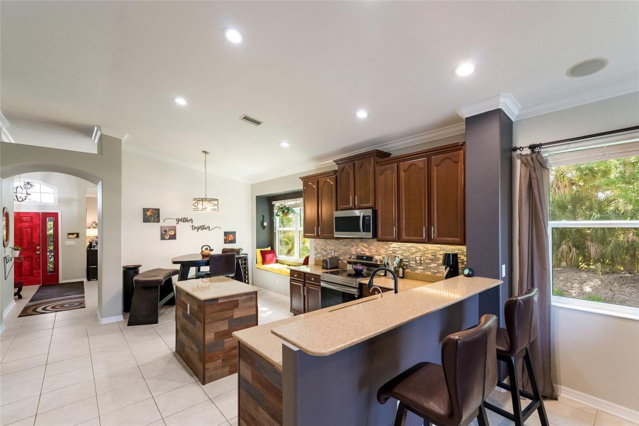5030 58th Terrace E, Bradenton, FL 34203 Photo