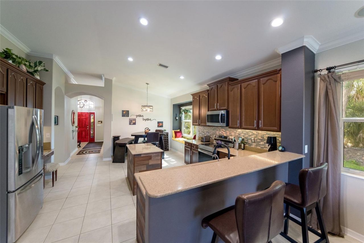 5030 58th Terrace E, Bradenton, FL 34203 Photo
