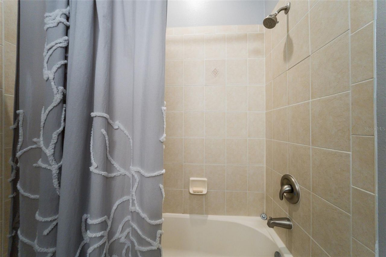 5030 58th Terrace E, Bradenton, FL 34203 Photo