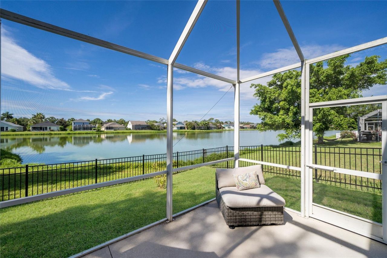 5030 58th Terrace E, Bradenton, FL 34203 Photo