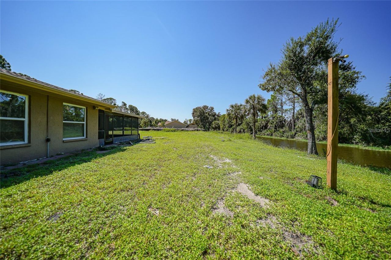 351 & 359 Kindred Boulevard, Port Charlotte, FL 33954 Photo