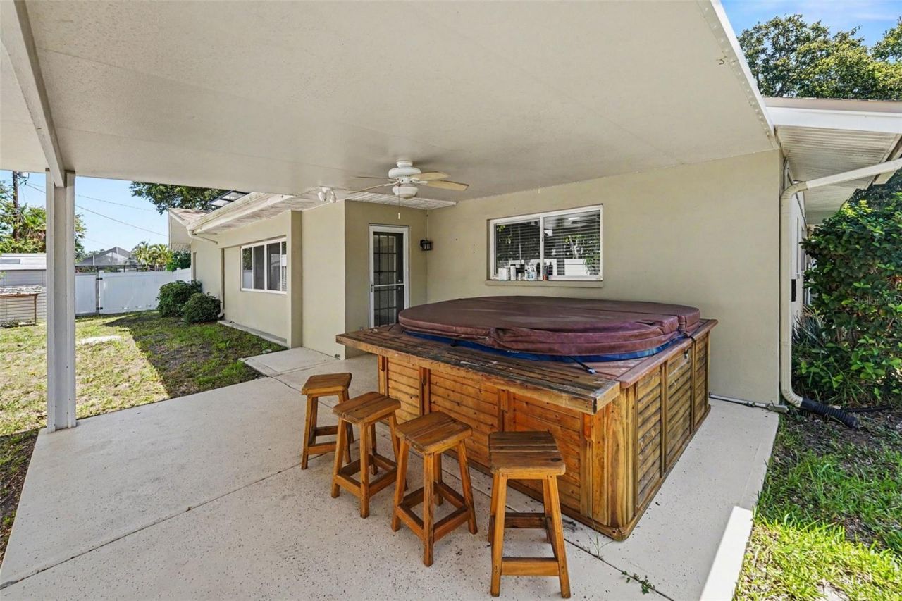 12196 145th St , Largo, FL 33774 Photo