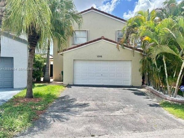 1095 SW 135th Pl , Miami, FL 33184