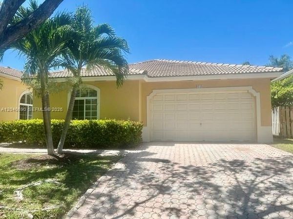 9118 SW 161st Ter , Palmetto Bay, FL 33157