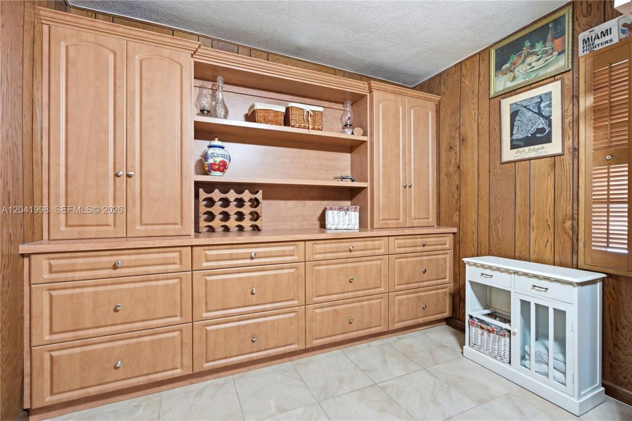 443 SW 4th Ave, Miami, FL 33130 Photo