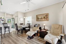 3501 Sweetwater Blvd. photo 4