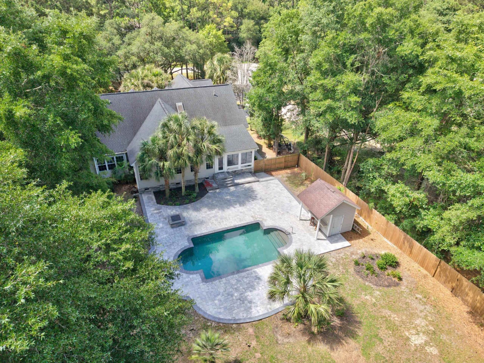 1220 Crooked Oak Dr. Photo 4