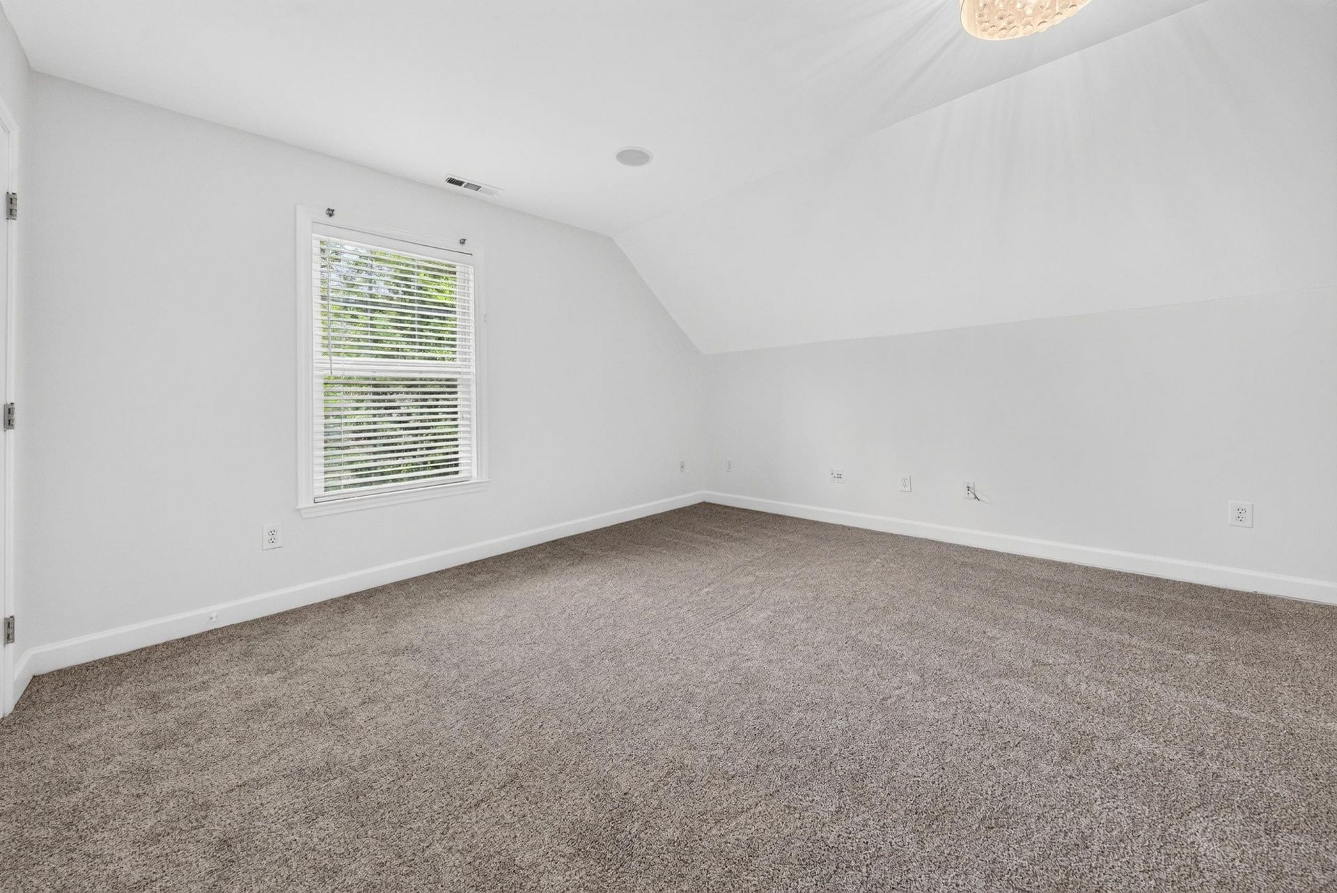 1220 Crooked Oak Dr. Photo 49