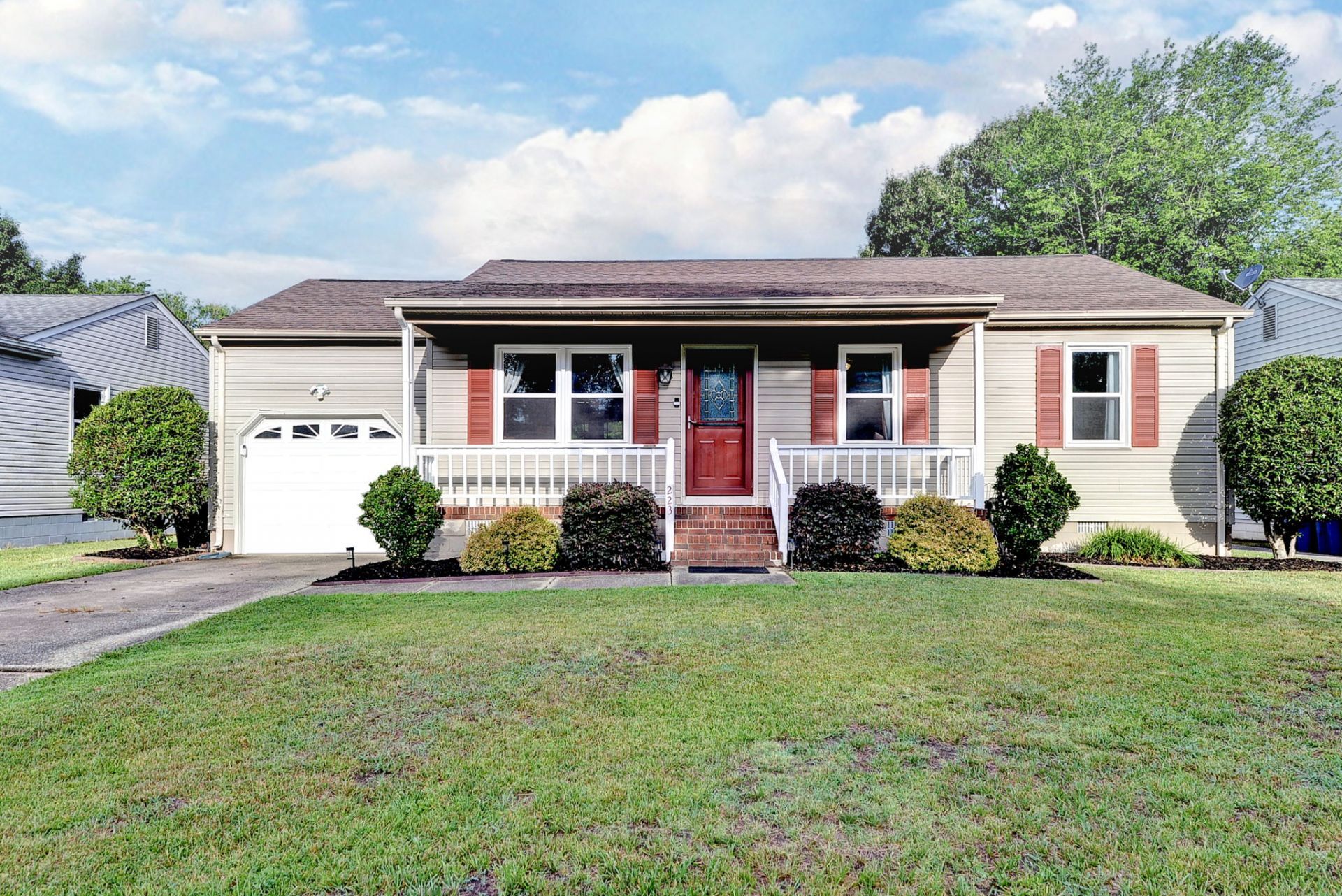 223 Louise Drive, Newport News, VA 23601 Main Photo