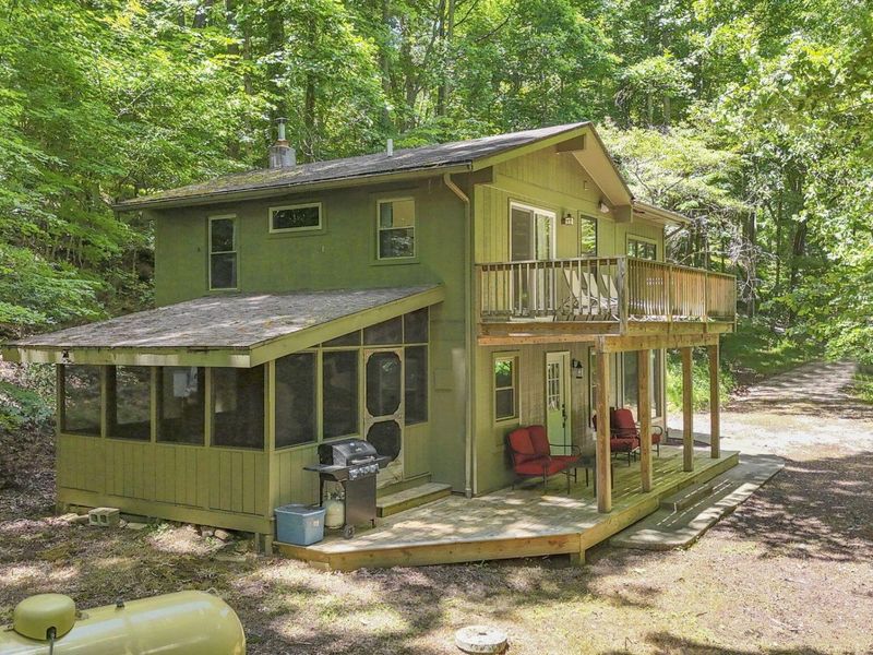 1765 Mohican Court , Sugar Grove, OH 43155 Photo 2