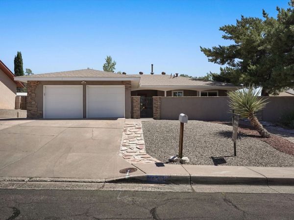 12112 Apache Avenue NE, Albuquerque, NM 87112