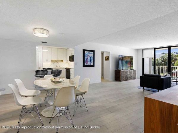 2860 S Ocean Boulevard, Unit 216, Palm Beach, FL 33480