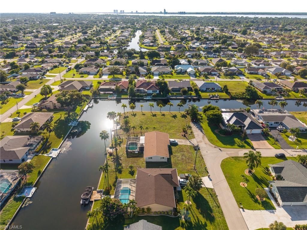 1939 SE 5th Ter , Cape Coral, FL 33990 Photo