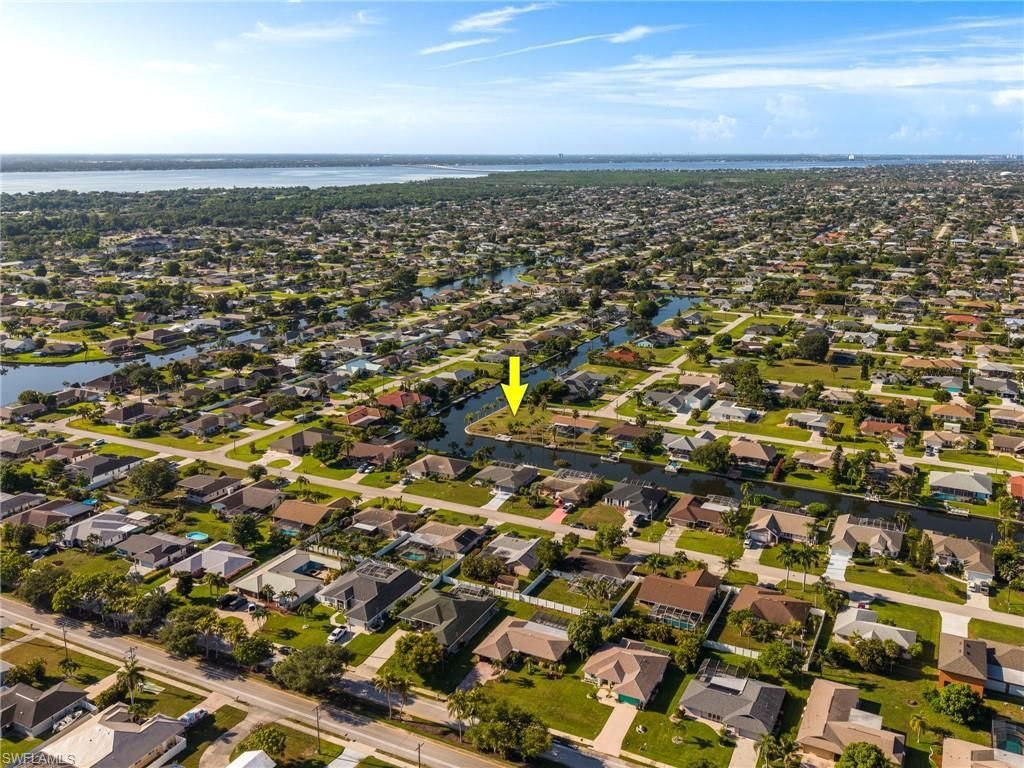 1939 SE 5th Ter , Cape Coral, FL 33990 Photo
