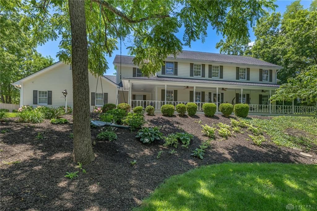 105 Heatherwoode Circle, Springboro, OH 45066 Main Photo