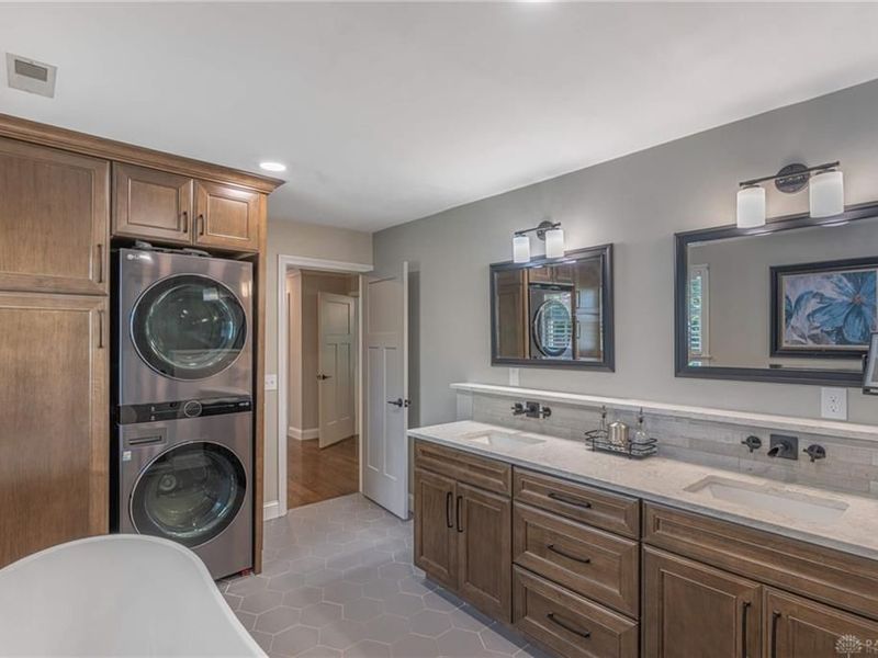 105 Heatherwoode Circle, Springboro, OH 45066 Photo 40