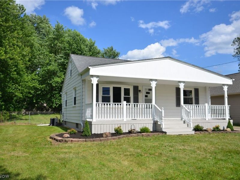 511 Ewart Road, Akron, OH 44312 Photo 3
