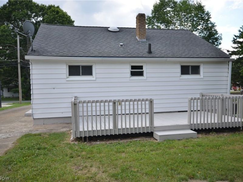 511 Ewart Road, Akron, OH 44312 Photo 5