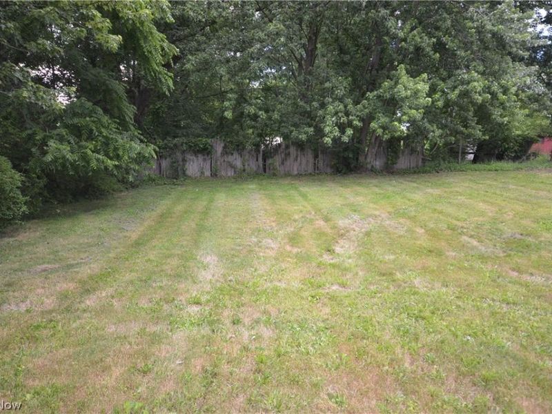 511 Ewart Road, Akron, OH 44312 Photo 7