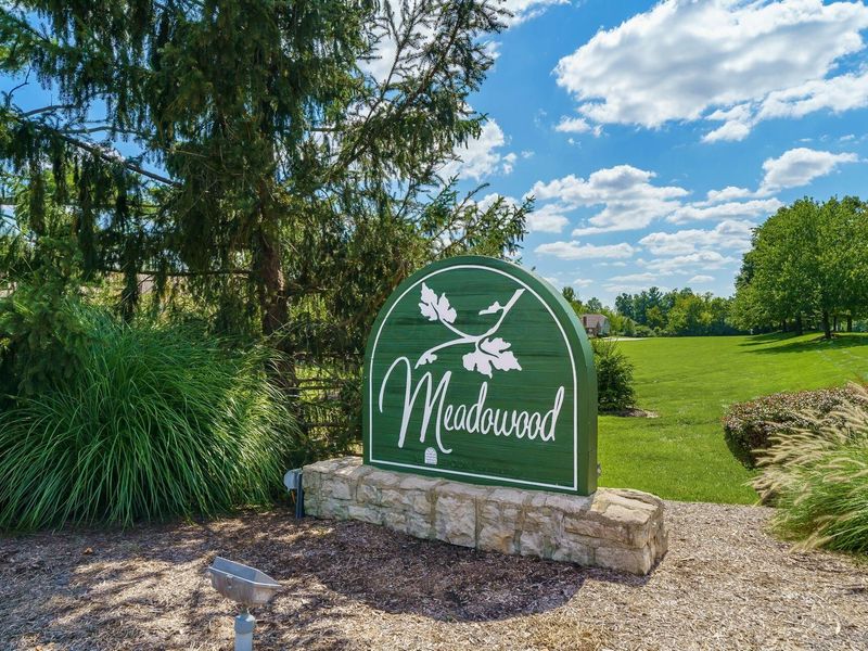 5606 Meadowood Lane, Westerville, OH 43082 Photo 32
